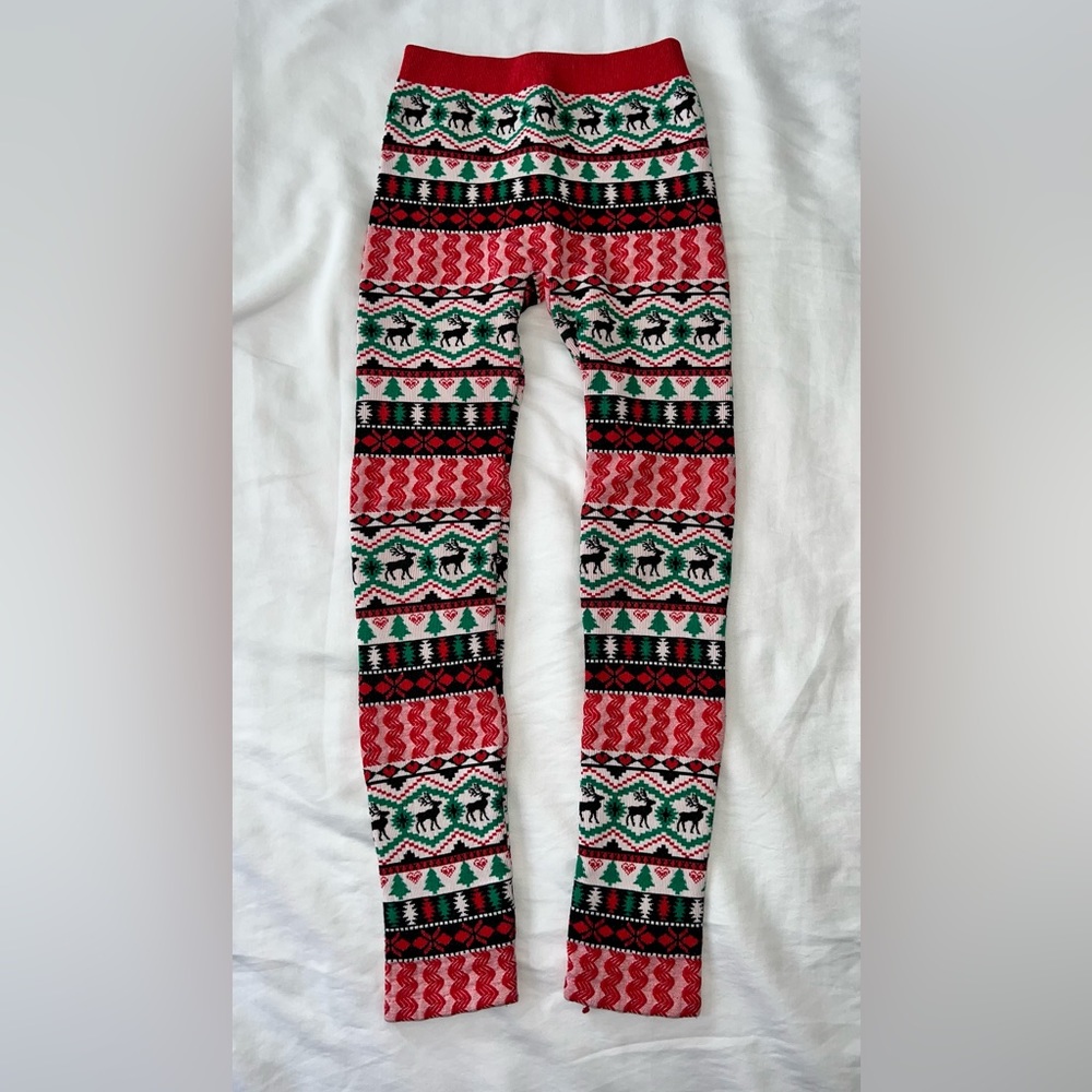 One Step Up kids leggings size S/M (7-10) Christmas pattern!